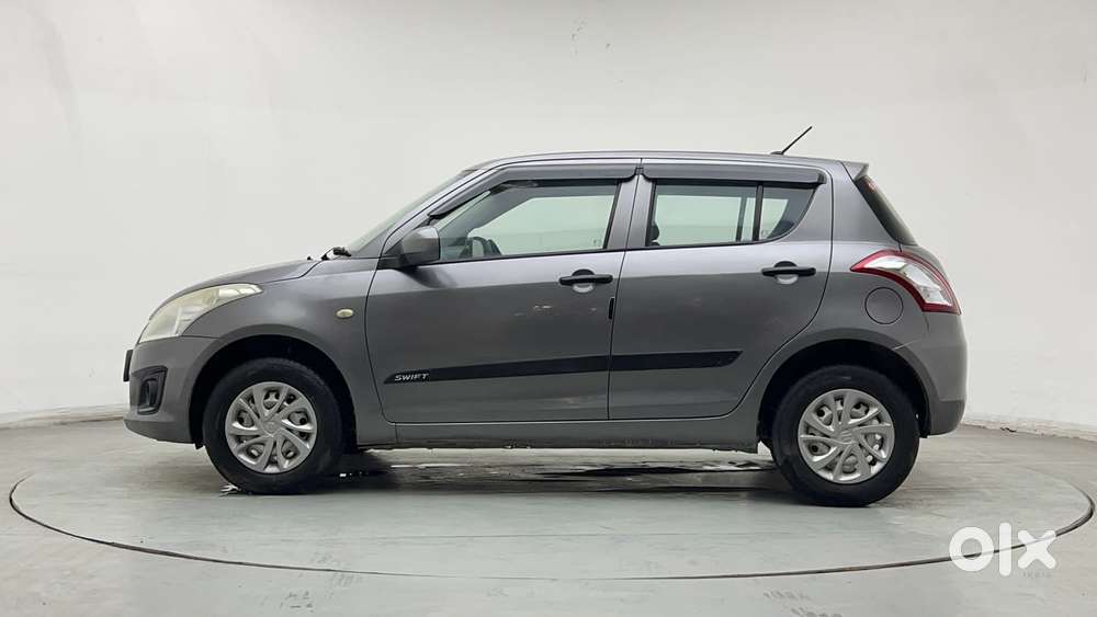 Maruti Suzuki Swift 1.2 Lxi (o), 2016, Petrol