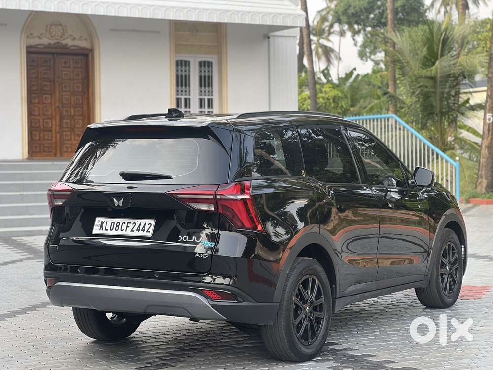 Mahindra Xuv700 2.2 Ax 7 Diesel At Str, 2025, Diesel