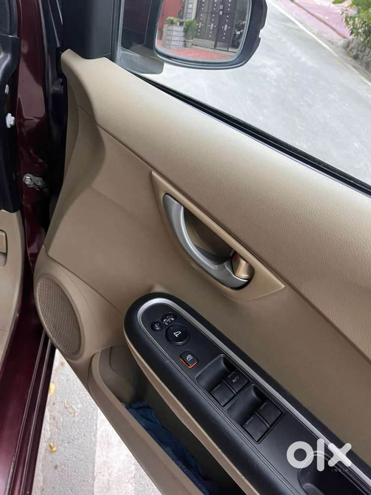 Honda Amaze Top Model Vx 2016