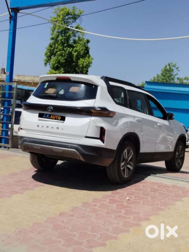 Tata Safari Adventure X Plus 7 Str At, 2025, Diesel