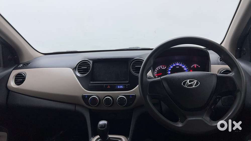 Hyundai Xcent Base 1.2, 2015, Petrol