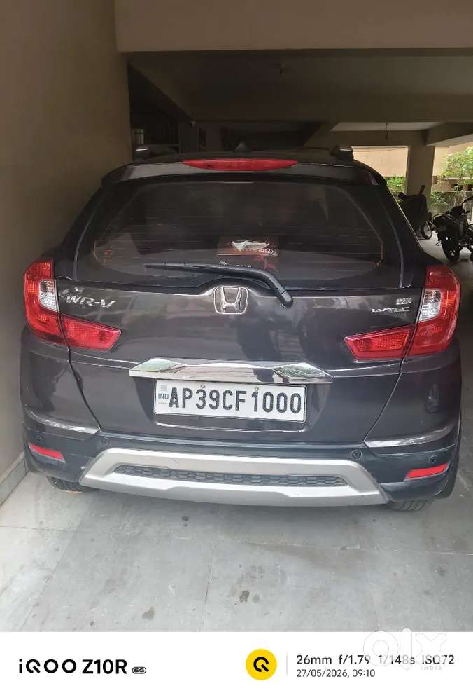 Honda Wrv Golden Brown Metallic For Sale 7 Lakhs