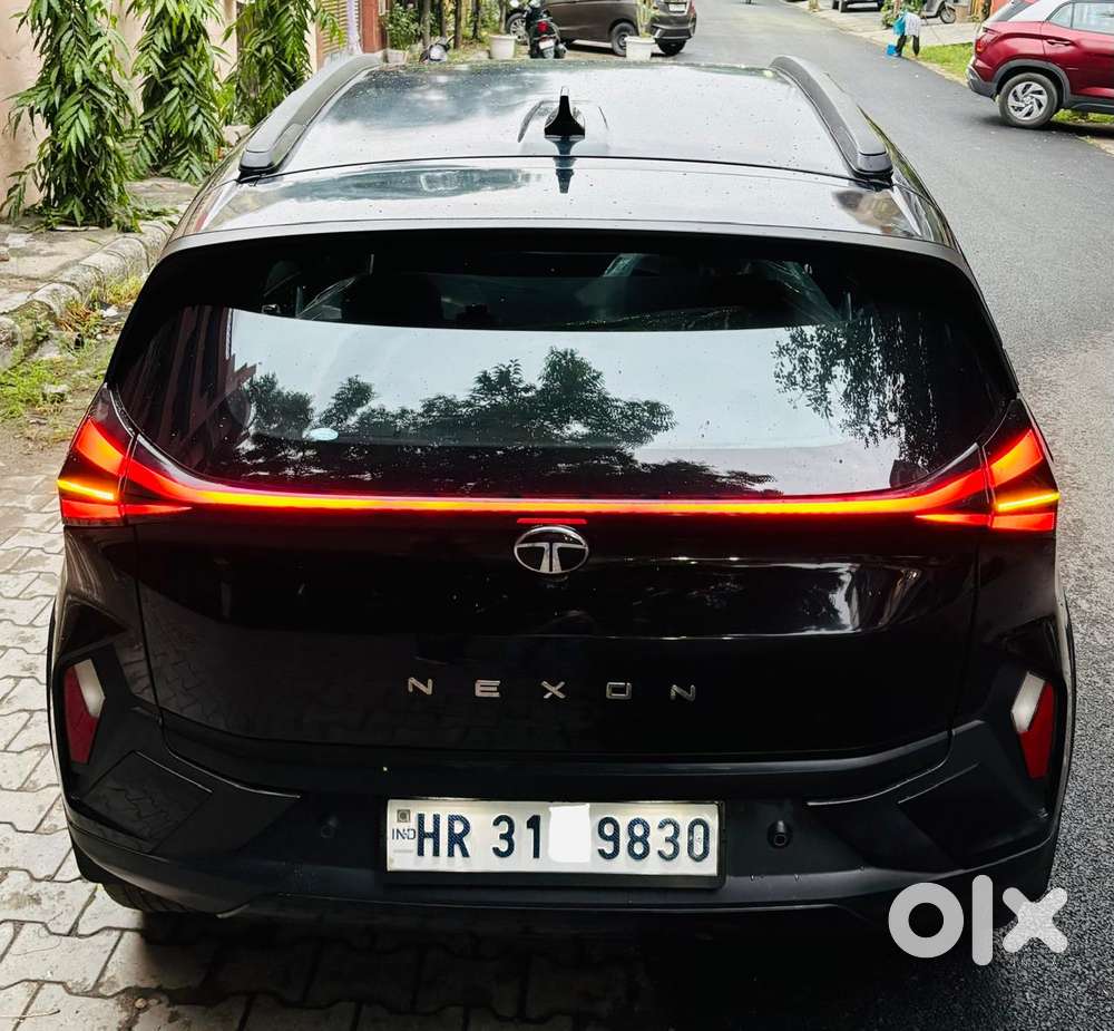 Tata Nexon Creative Plus S 1.2 Revotron Petrol 6 Mt, 2024, Cng & Hyb..
