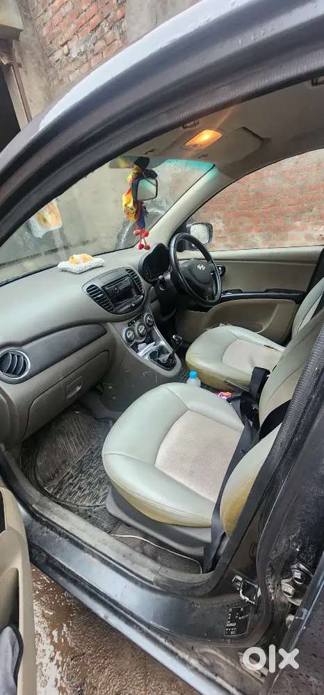 Hyundai I10 Sportz Manual 2013