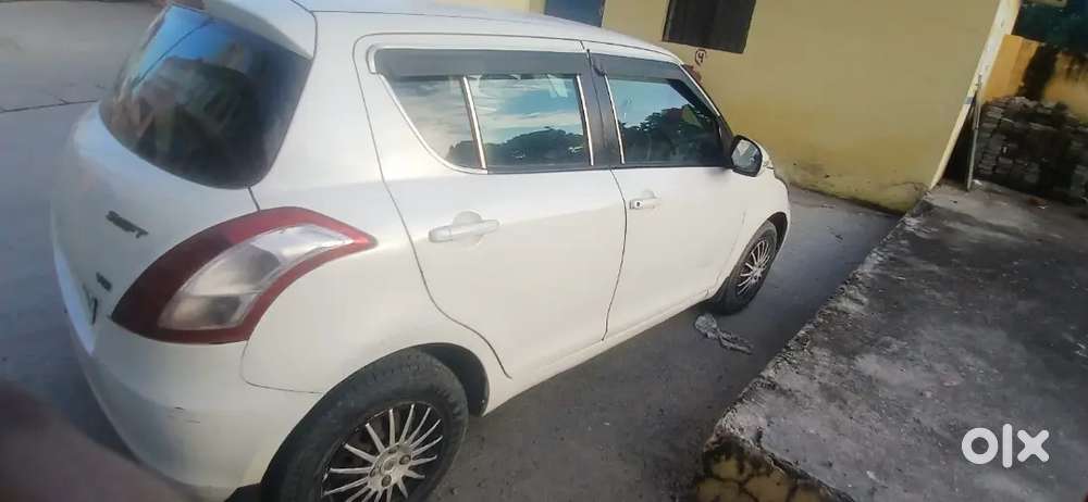 Maruti Suzuki Swift Zxi 2013
