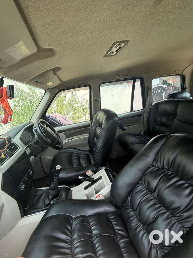 Mahindra Scorpio 2017 Diesel Manual