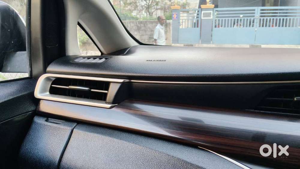 Toyota Innova Crysta 2.4 V 8 Str, 2018, Diesel