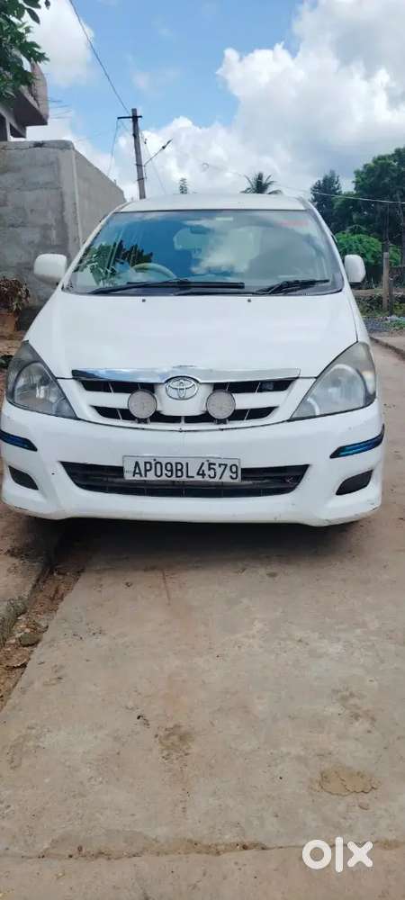 Toyota Innova 2007