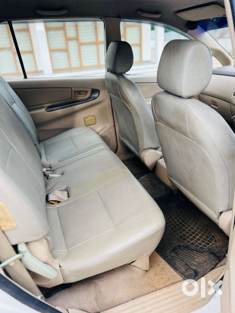 Toyota Innova Petrol Manual 2006