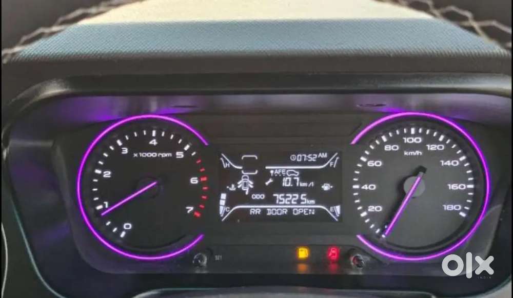 Mahindra Marazzo 2022