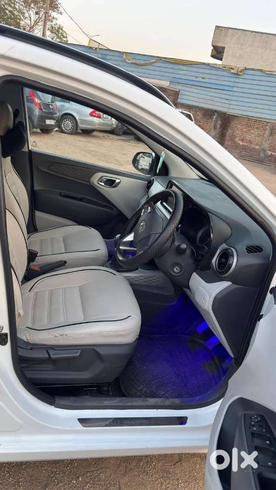 Hyundai Grand I10 1.2 Crdi Sportz Option, 2022, Petrol