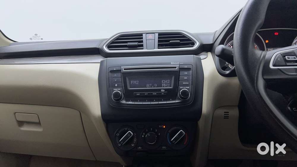 Maruti Suzuki Dzire Vxi Ags, 2021, Petrol