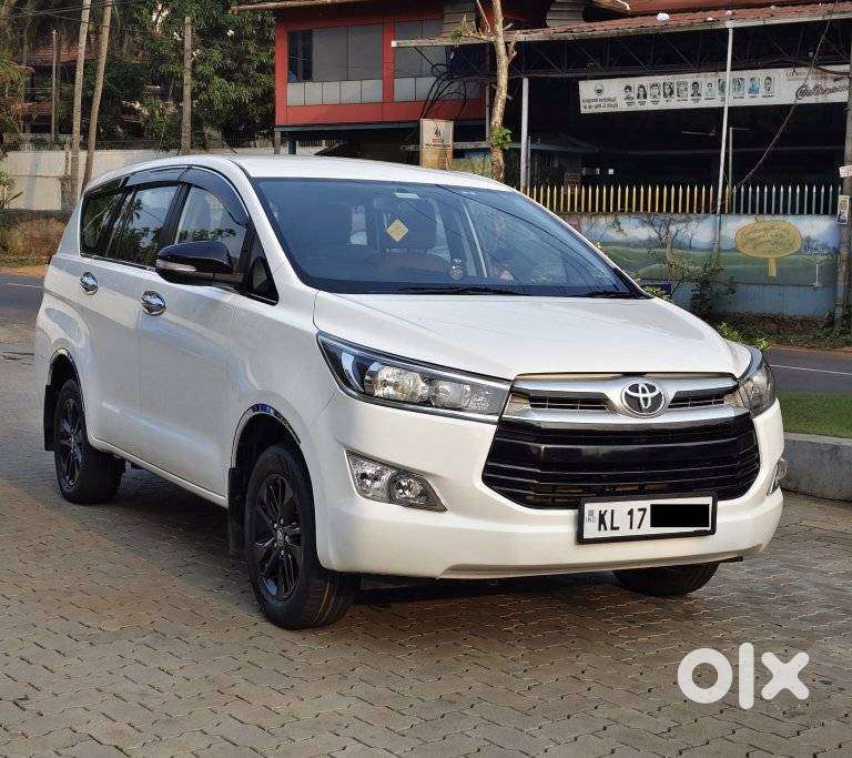 Toyota Innova Crysta 2.4 Gx Mt 8s, 2016, Diesel