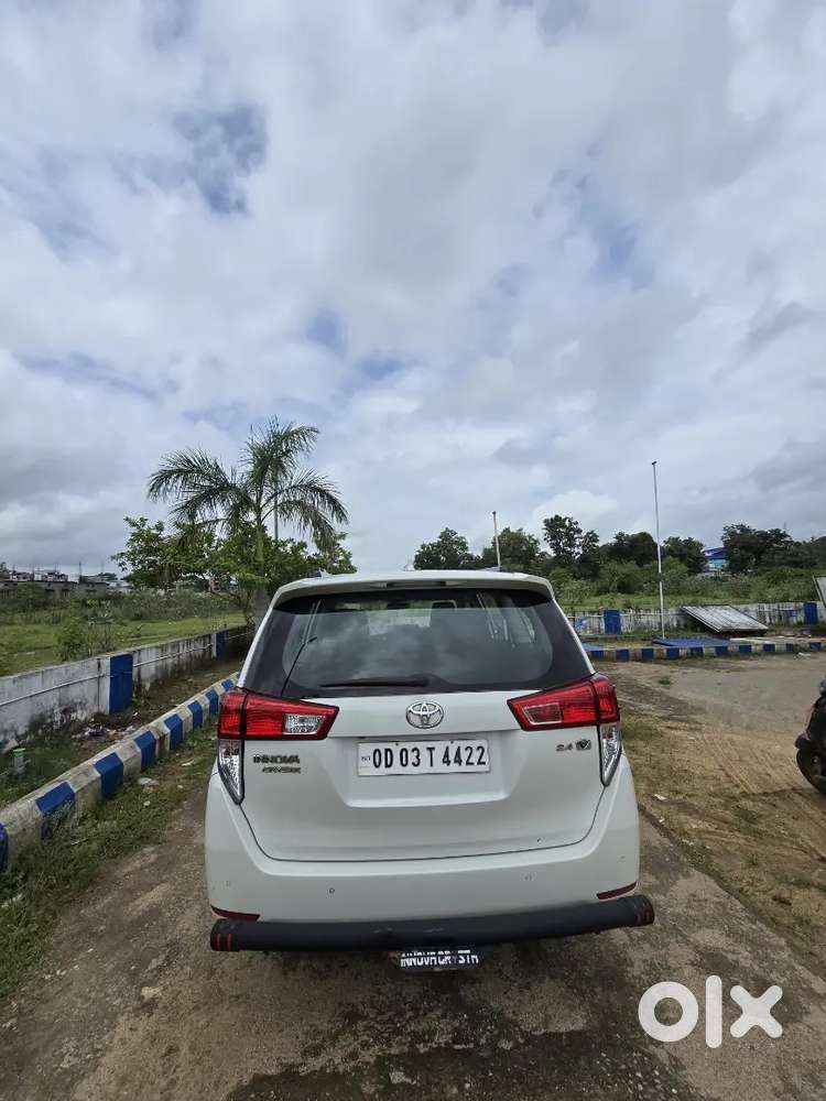 Toyota Innova Crysta 2016 Diesel Mt
