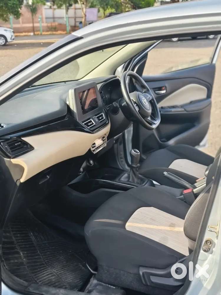Toyata Glanza G Mid