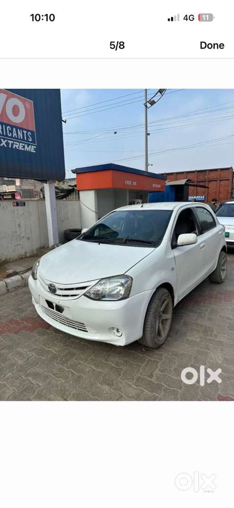 Toyota Etios Liva Petrol 2013