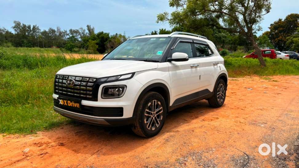 Hyundai Venue Sx (o) Mt 1.5 Diesel, 2023, Diesel