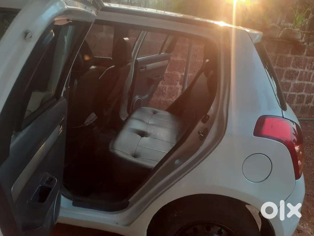 Maruti Suzuki Swift 2011 Diesel Good Condition New Paper    2031