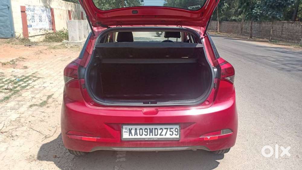 Hyundai I20 Sportz 1.2 Bs-iv, 2017, Petrol
