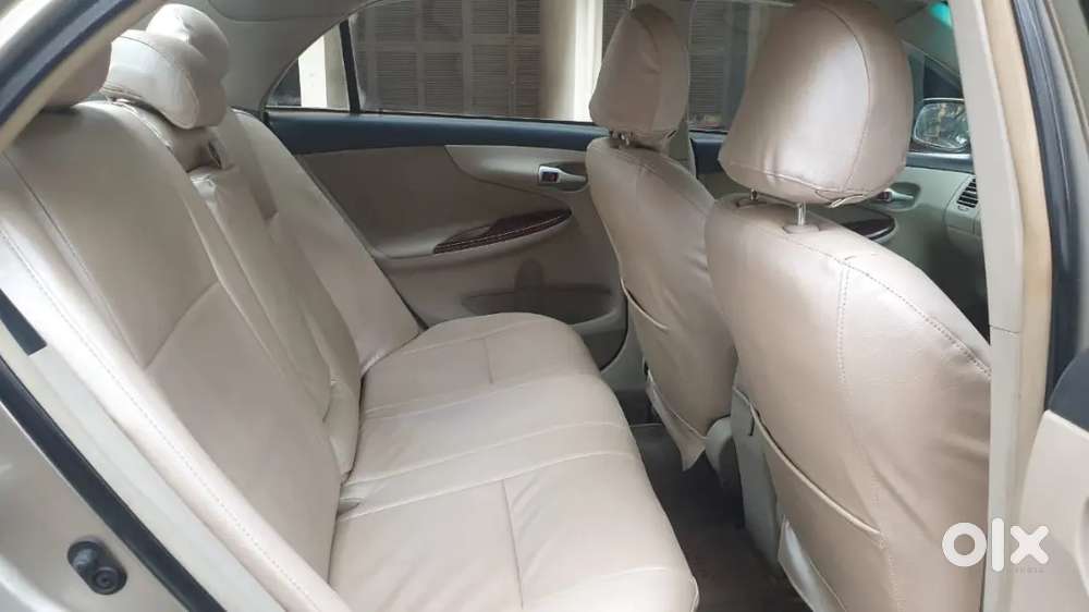 Toyota Corolla Altis 2013