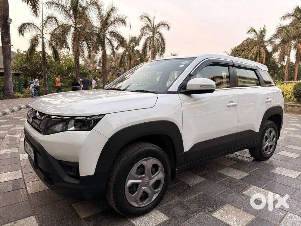 Maruti Suzuki Brezza 1.5 Lxi Cng, 2025, Petrol