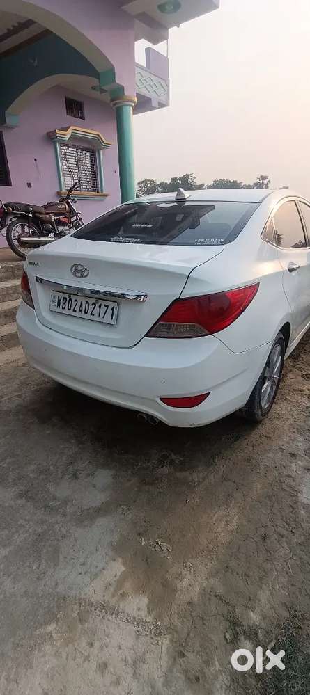 I Sell Verna 2013
