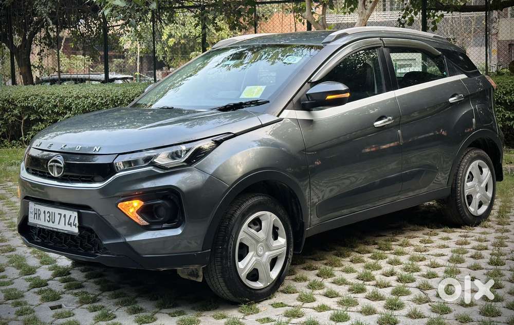 Tata Nexon 1.2 Revotron Xm (s), 2023, Cng & Hybrids