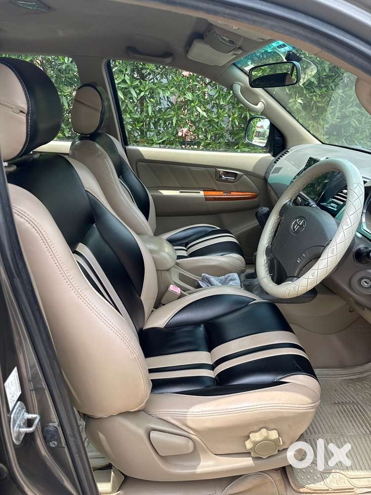 Toyota Fortuner Diesel 2010 Model
