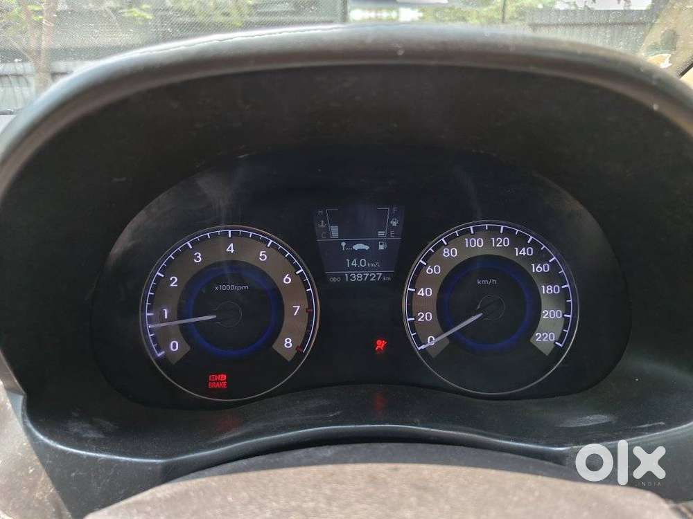 Hyundai Verna 1.5 Sx Vtvt, 2012, Petrol