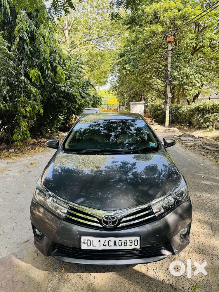 Toyota Corolla Altis 2013-2017 Vl At, 2014, Petrol