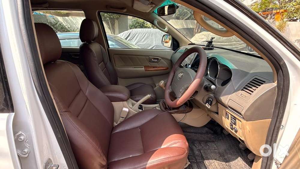 Toyota Car 4x4 2012 Diesel