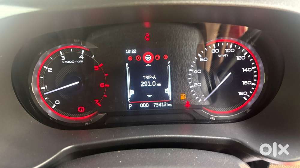 Mahindra Thar Roxx Ax7l Rwd Diesel At, 2023, Diesel