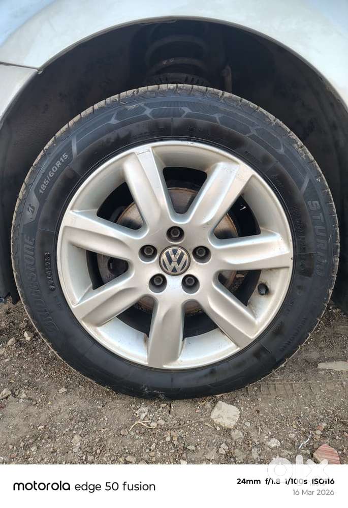 Volkswagen Vento 2010-2013 Petrol Highline, 2011, Petrol