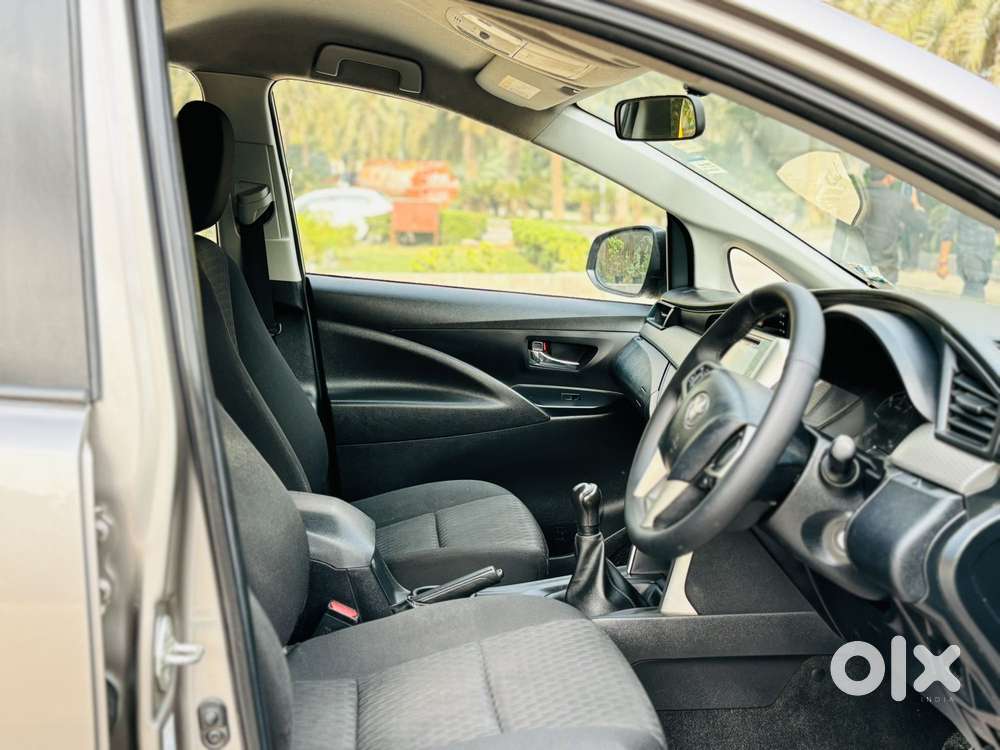 Toyota Innova Crysta [2020-ongoing] 2.4 Gx 7 Str, 2019, Diesel