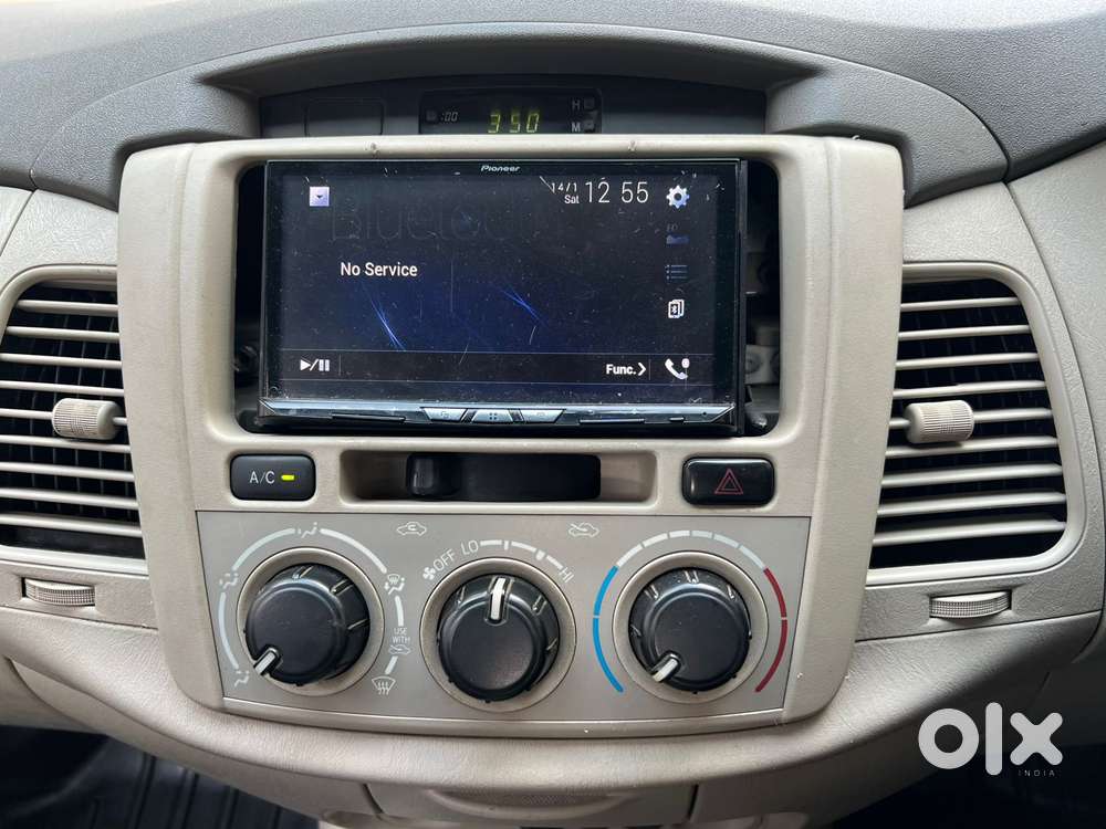 Toyota Innova 2.5 Gx (diesel) 8 Seater Bs Iv, 2014, Diesel