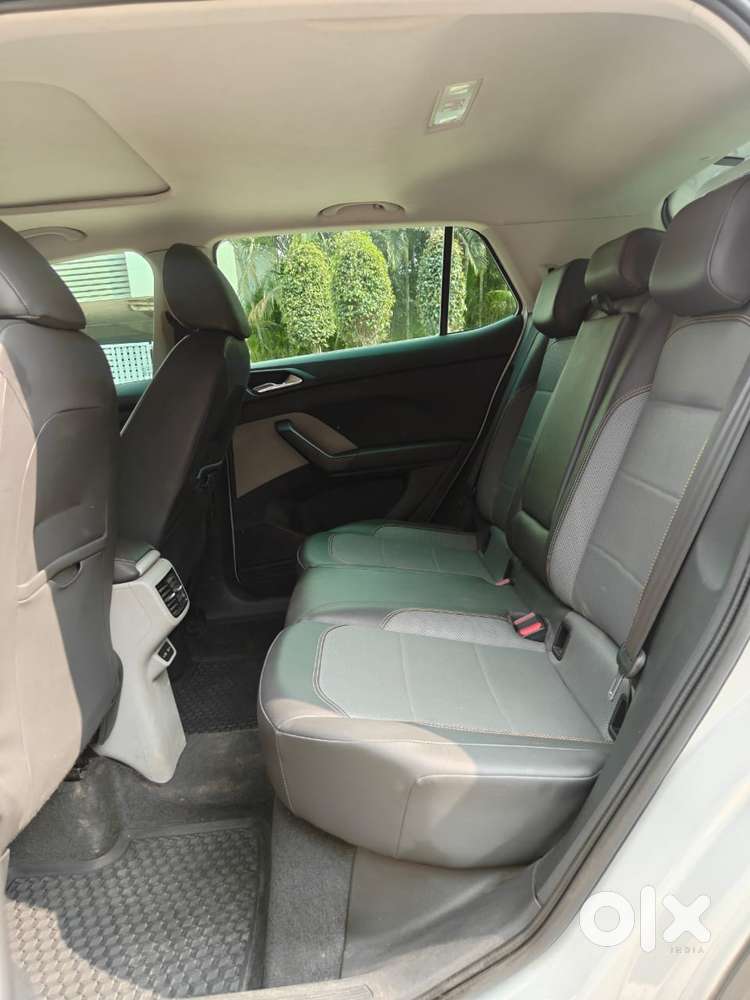 Skoda Kushaq Style 1.0l Tsi Mt, 2022, Petrol