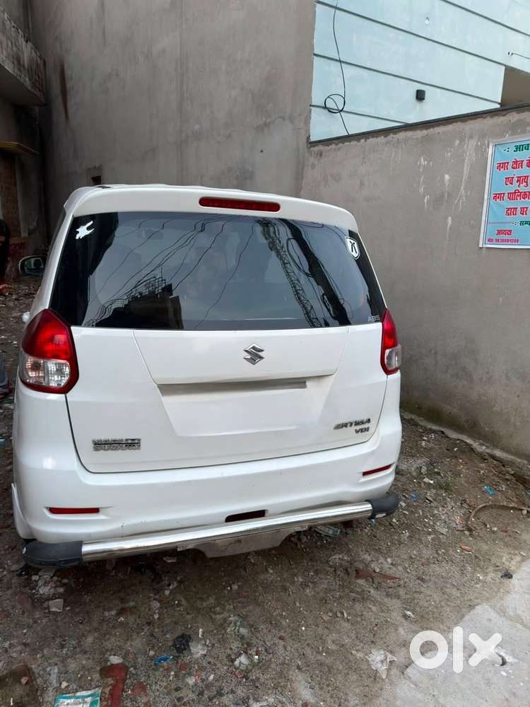 Maruti Suzuki Ertiga 2016 Diesel Well Maintained Family Car