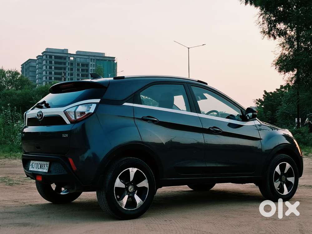 Tata Nexon 1.2 Revotron Xza Plus, 2018, Petrol