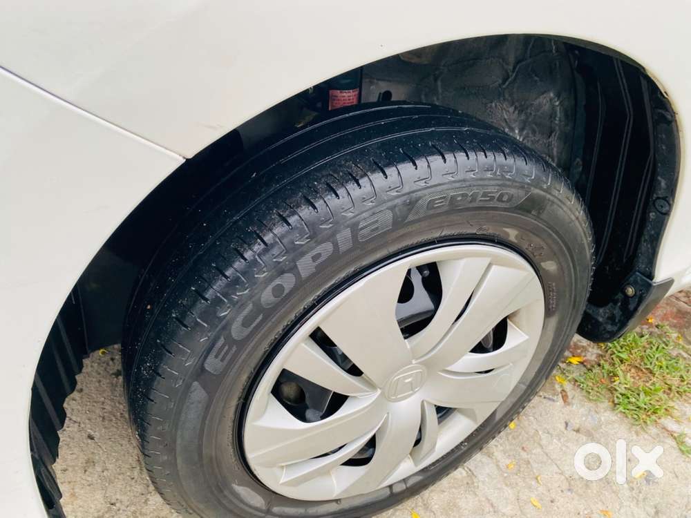 Honda Amaze Ivtec S Mt Petrol Well Maintained Doctor Car