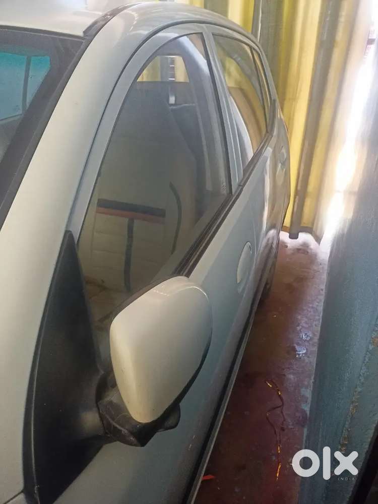 Honda I10 2012