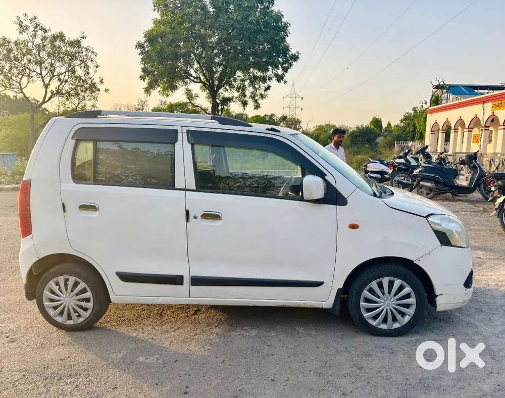 Maruti Suzuki Wagon R 1.0 2013 Petrol Well Maintained