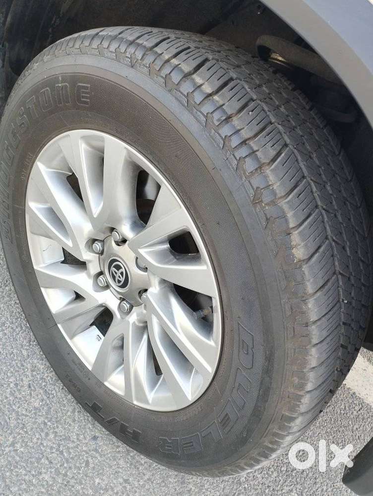 Toyota Fortuner 4x2 At 2.7 Petrol, 2025, Petrol