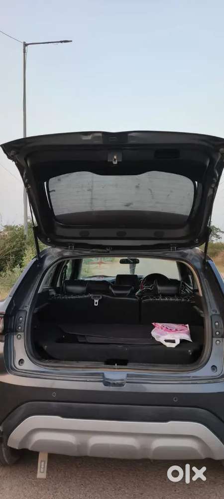 Maruti Suzuki Fronx 2024 Cng & Hybrids Well Maintained