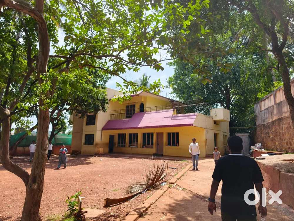 Big house villa Rent in Dharwad for school, clinic office