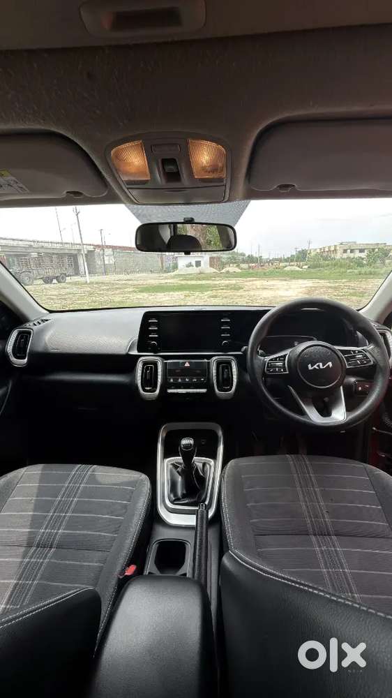 Sonet 2024 Petrol Top Model With Good Condition