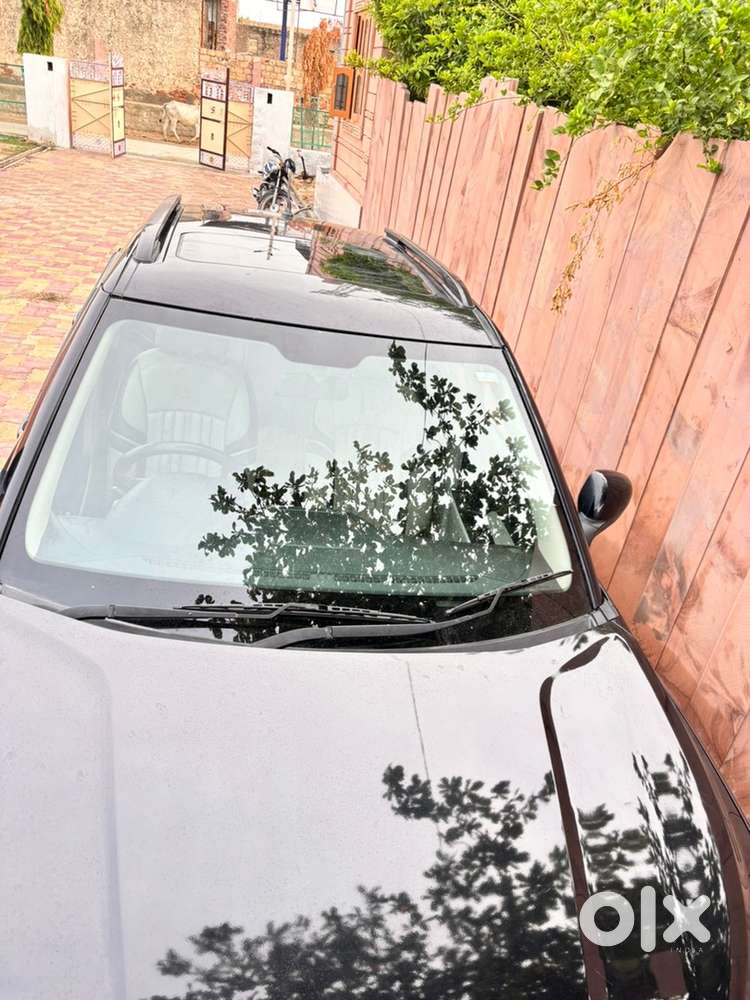 Mahindra Xuv300 Petrol 2023