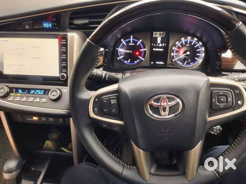 Toyota Innova Crysta [2020-ongoing] 2.4 Zx At 7 Str, 2022, Diesel