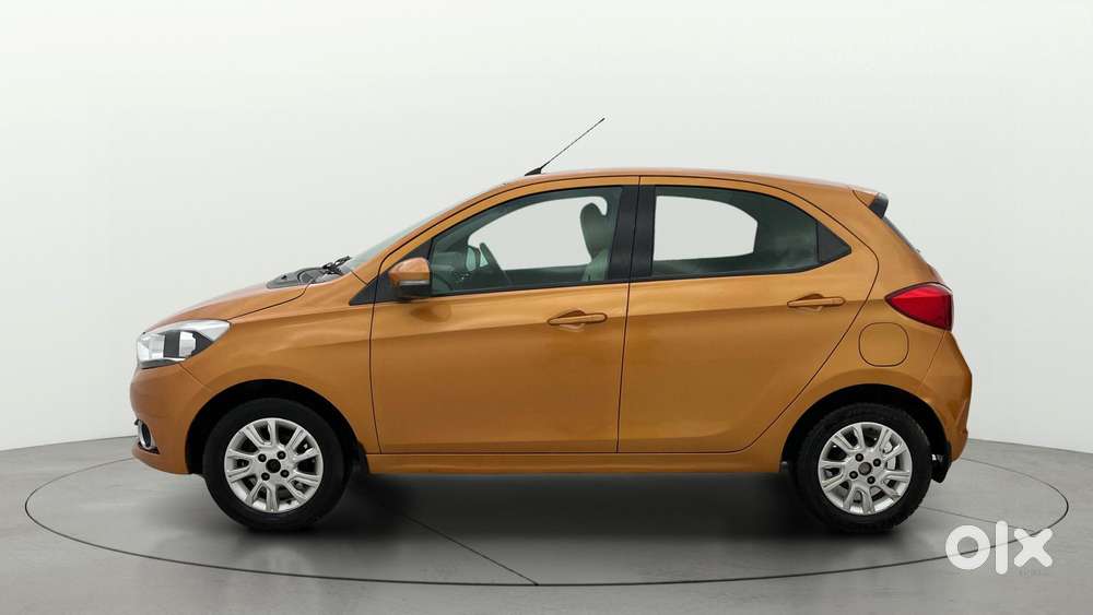 Tata Tiago 1.2 Revotron XZA, 2017, Petrol