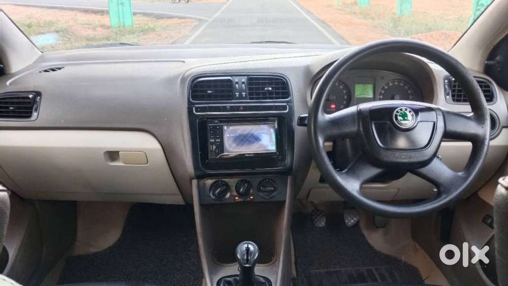 Skoda Rapid 1.6 Tdi Ambition, 2012, Diesel