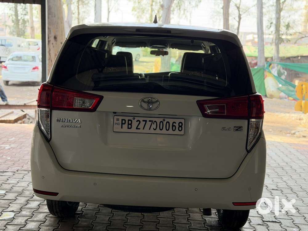 Toyota Innova Crysta Zx 2.4 Diesel 7 Seater, 2021, Diesel